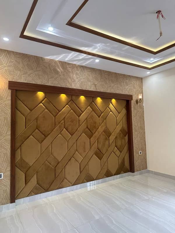 10 Marla House For Sale In Janipher Block Bahria Town Lahore 13