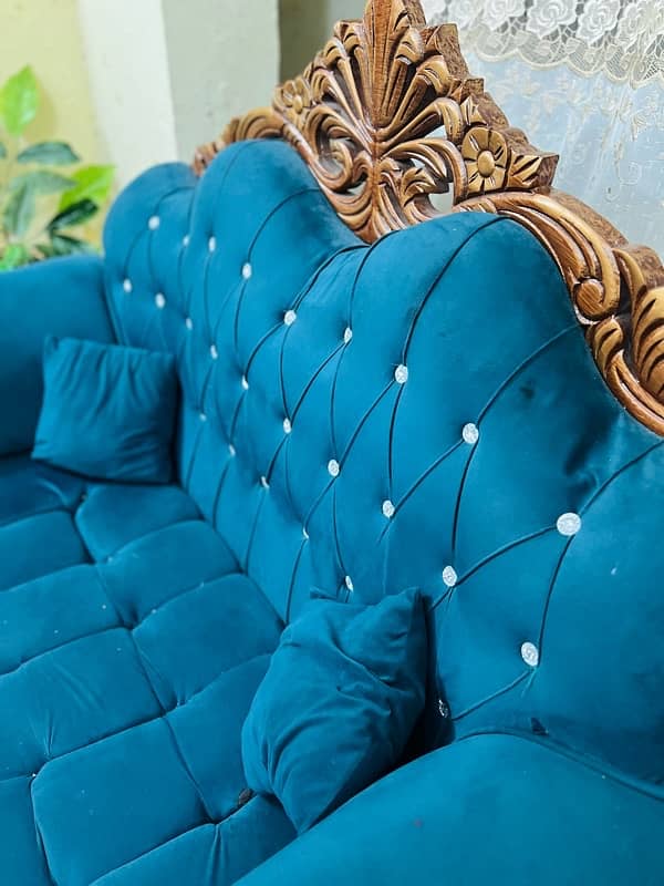 Beautiful King Size Sofa 1