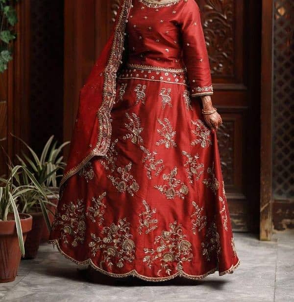 LEHNGA FOR SALE 0