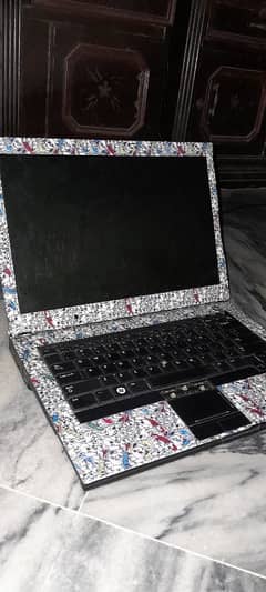 Dell Latitude E6400 9/10 in Good Condition