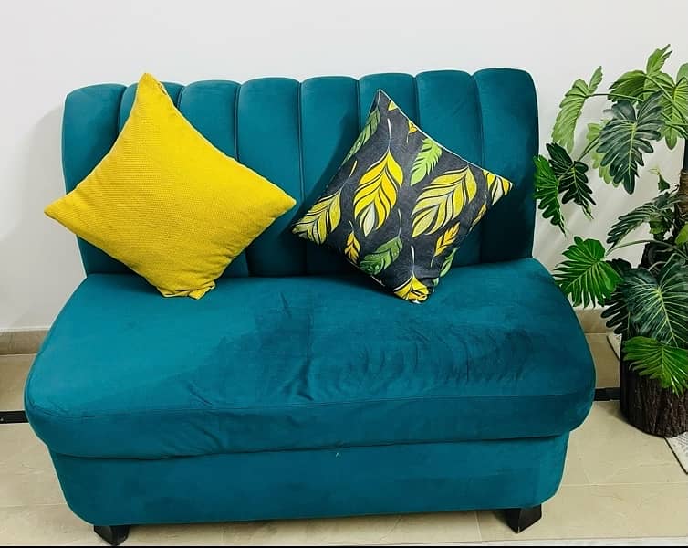 Beauty Teal Green 7 Seater sofa set with centre table 2