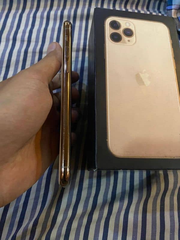 iPhone 11 pro gold PTA Approved with box 2