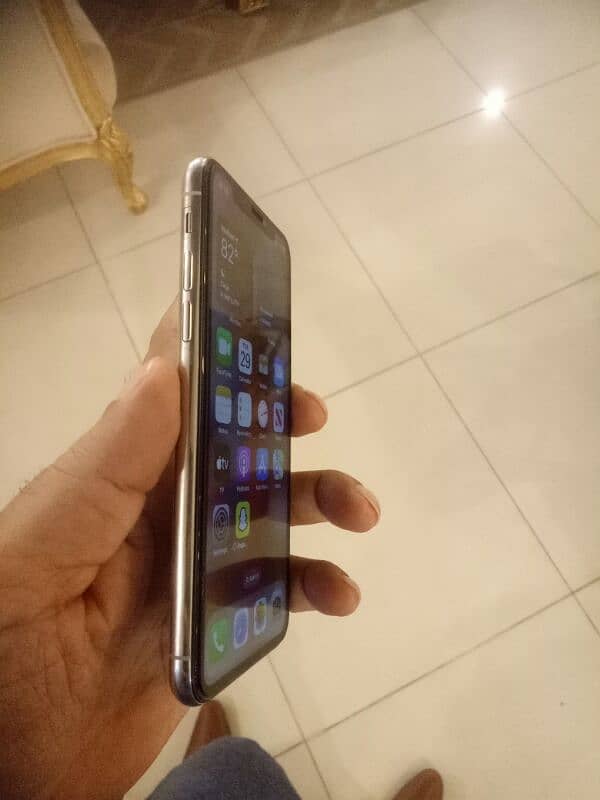 iPhone X 64gb p t a approved 10/10 exchange possible 1