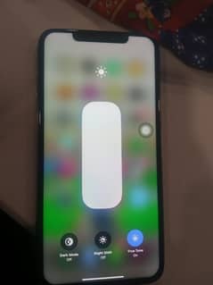 iPhone XS Max sims glitches