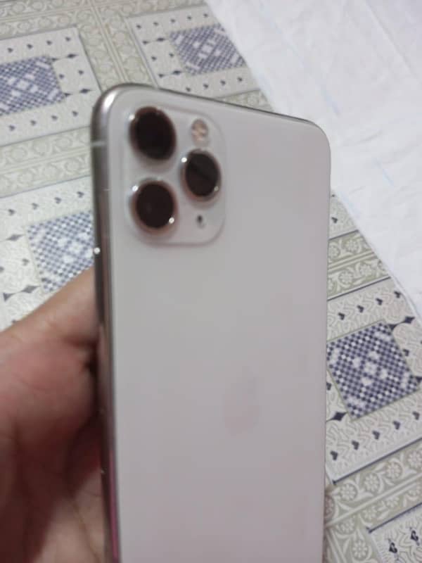 iphone 11 pro max 1