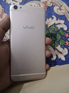 Vivo x7 4 / 128 {03197014233}