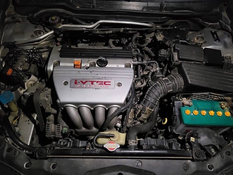 Honda Accord 2004 7