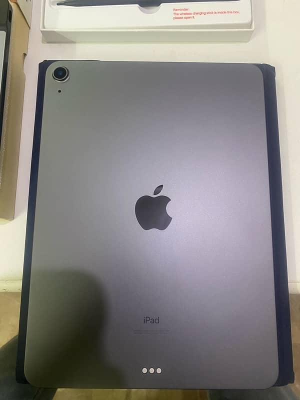 IPad Air 4 64gb (Wi-Fi Only) With Keyboard & Pencil 2