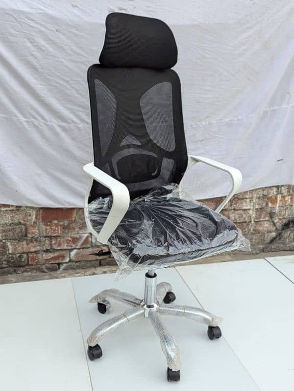 Ergo whaite chair 3