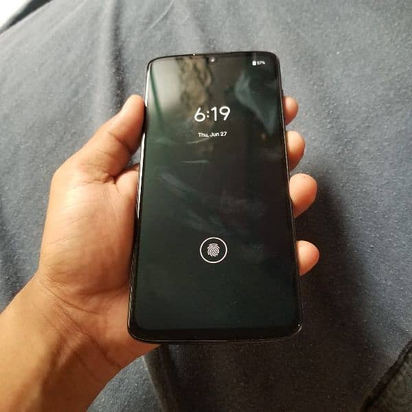 MOTO Z4 (4GB)-(128) in display fingerprint non PTA 5