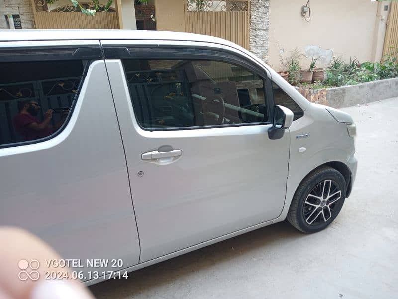 Suzuki Wagon R 2018 5