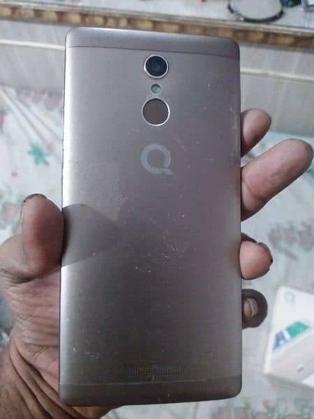 Qmobile z12 pro. 03162112406 4