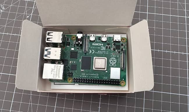 Raspberry pi 4 Model B,with 8GB RAM Complete Kit 1