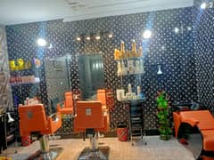 Beauty parlour chairs and wash unit