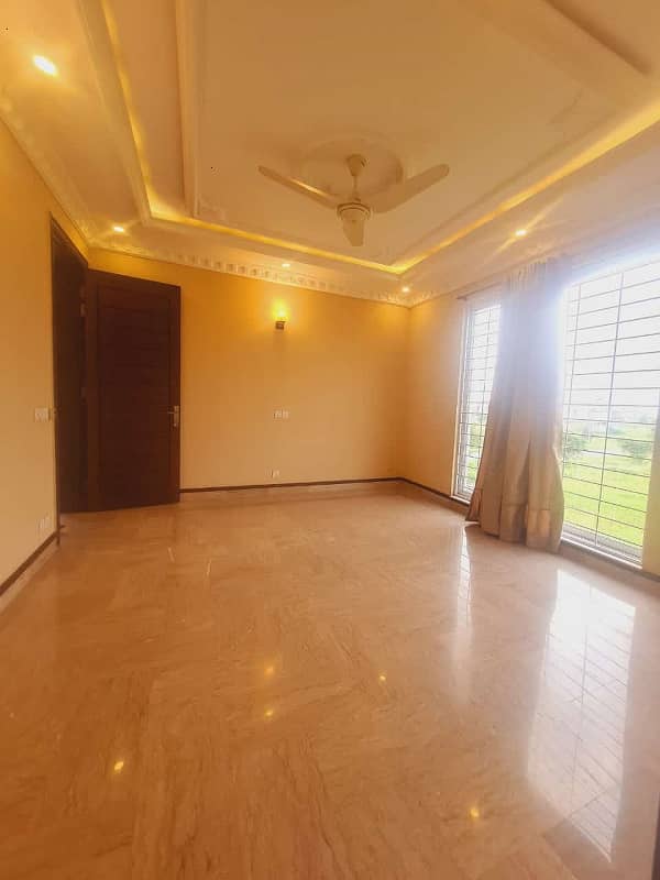 20 Marla Slightly Used Super Hot Located Semi Furnished Bungalows Upper Portion With Separate Entrance Is Available For Rent In The Best Block Of DHA Phase 7 Lahore 8