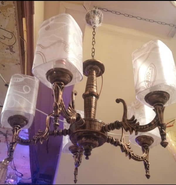 Brand New 5 Light Chandeliers 10