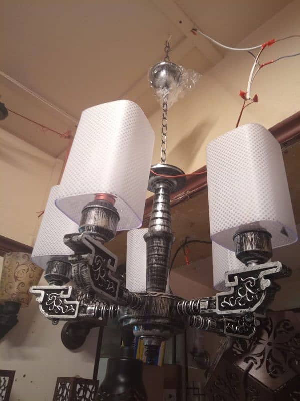 Brand New 5 Light Chandeliers 12