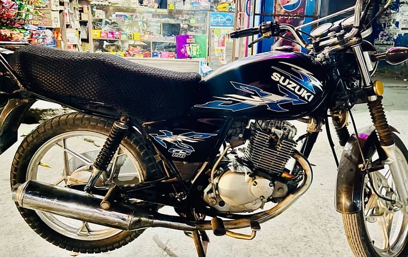 Suzuki GS 150 SE 2021 for urgent  sale 2