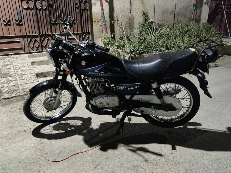 Suzuki 150 2013 model last  month 4