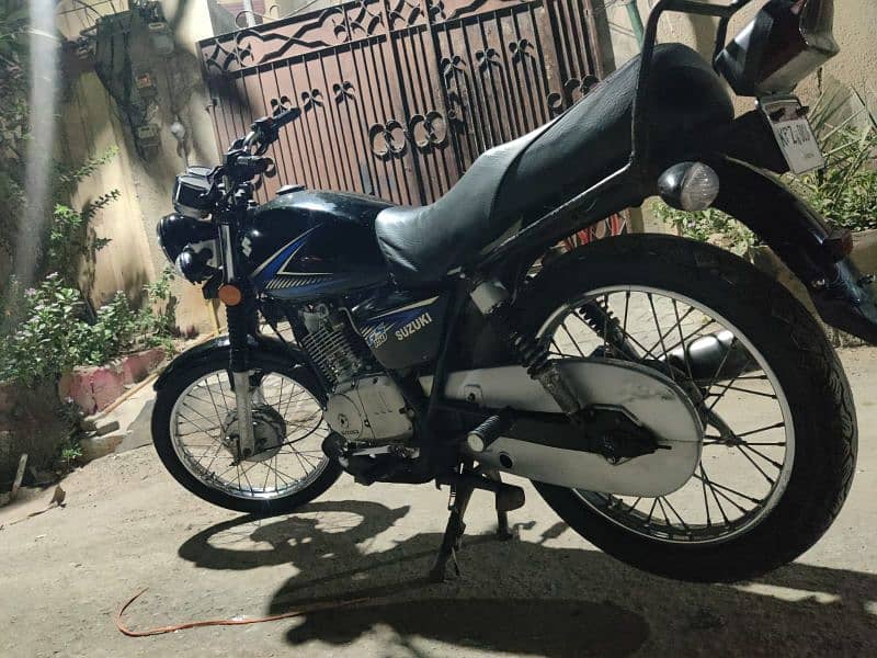 Suzuki 150 2013 model last  month 7