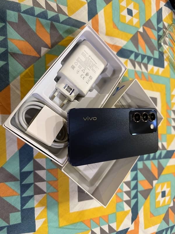 Vivo Y100 1