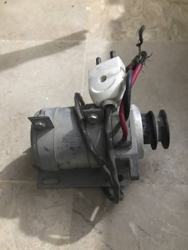 water pump ki 12 v ki motor solar py lagany wali 0