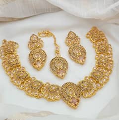 *Gold-plated Zircon Set With Tika Deliver All over pakistan