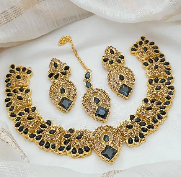 *Gold-plated Zircon Set With Tika Deliver All over pakistan 1