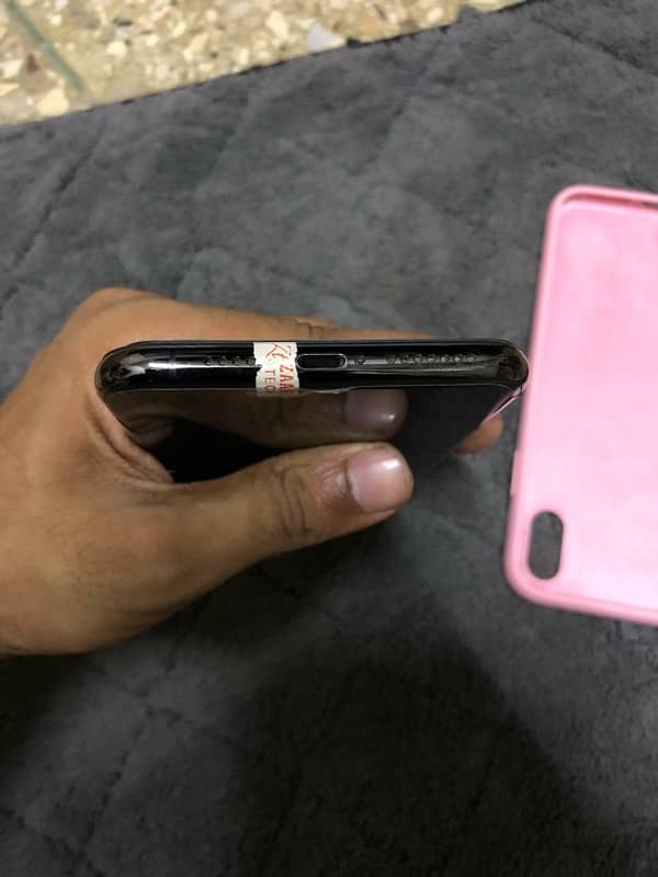 IPhone XS Max 5