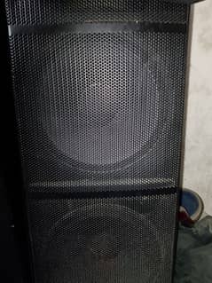 speakers pair Sp4 for sale good condition