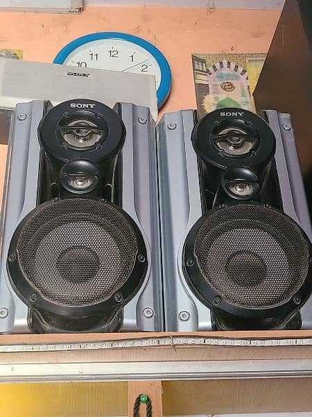 Sony speaker pair 2