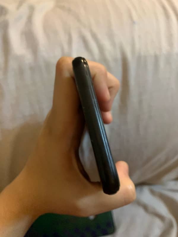 honor 9 lite  4/64 in good condition 5