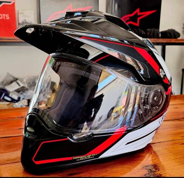 shoei sports helment. 2