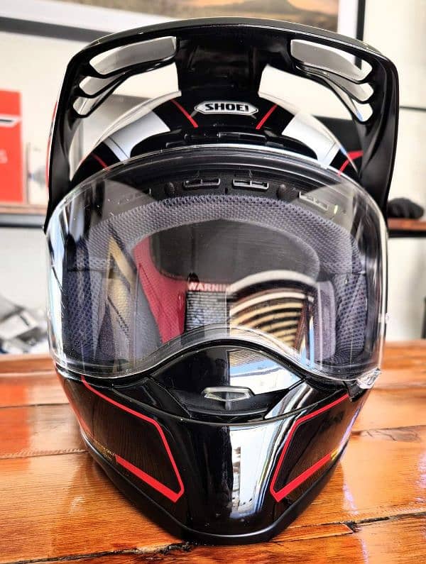 shoei sports bike helmet. 4