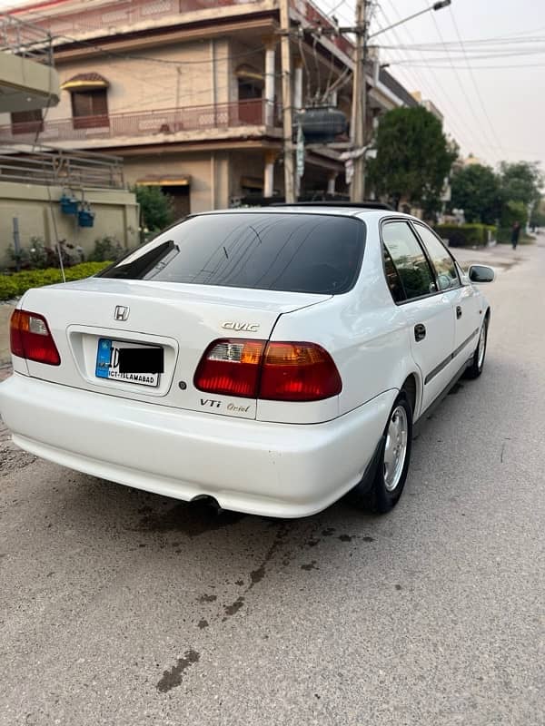 Honda Civic Oriel 2000 3