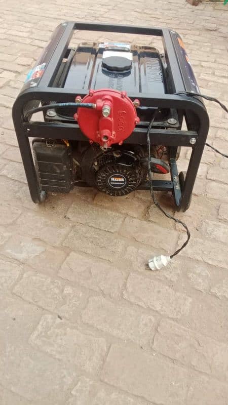 Brand new Generator for sale. . 4