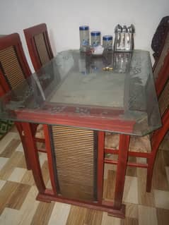 4 chairs wooden dinning table