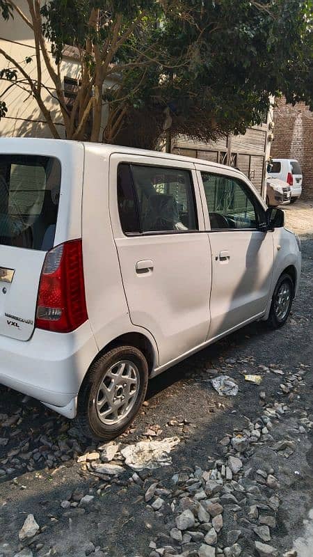 Suzuki Wagon R 2019 3