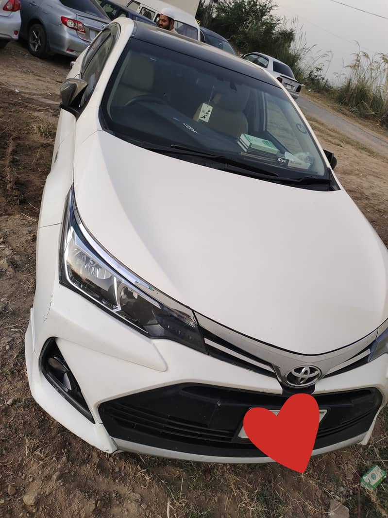 Toyota Altis Grande 2015 1