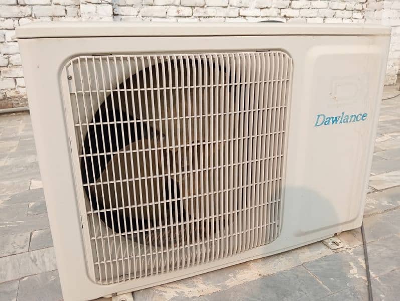 Dawlance Split Air Conditioner  1.5 Ton 2