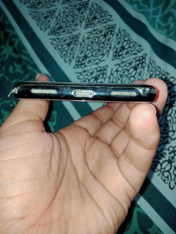 Google pixel 4 condition 9/10 3