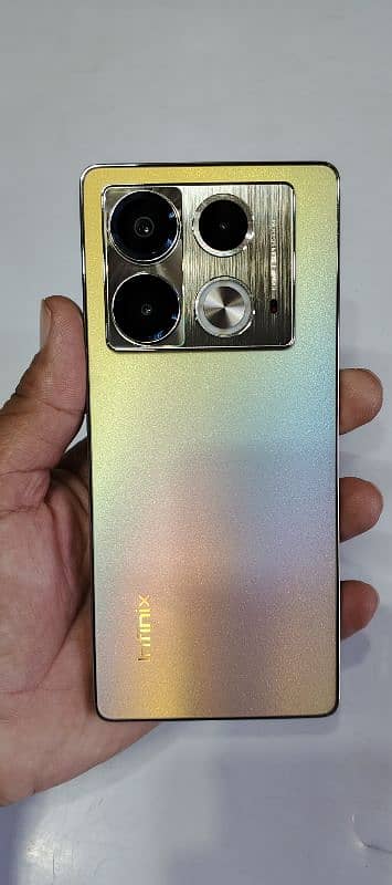 Infinix Note 40 0