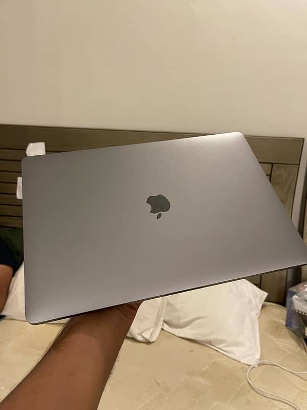 MacBook Pro 2018 2