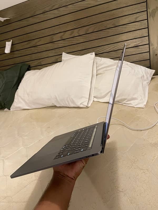 MacBook Pro 2018 7