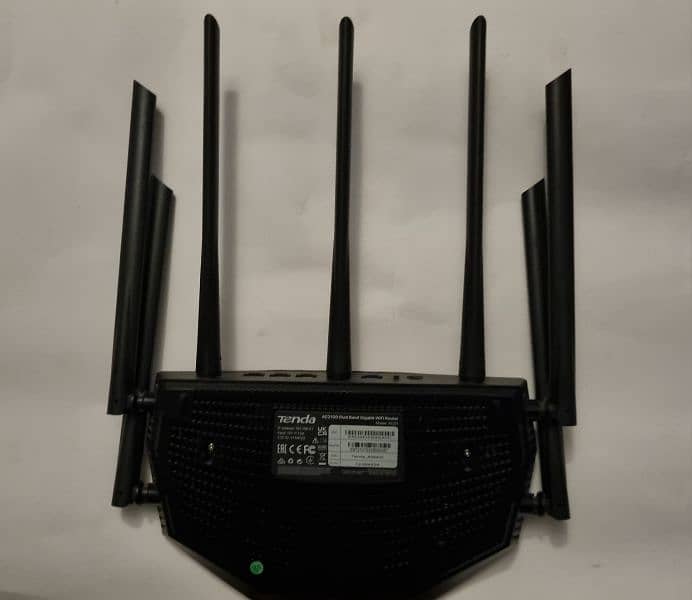 Tenda WiFi Router 1