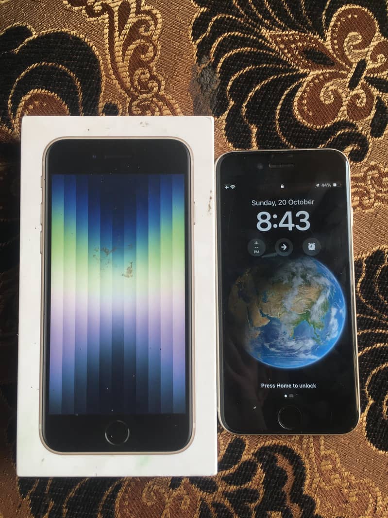 iphone se 2022 ( 64 gb ) for sale 0