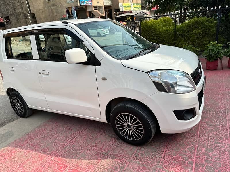 Suzuki Wagon R 2018 4