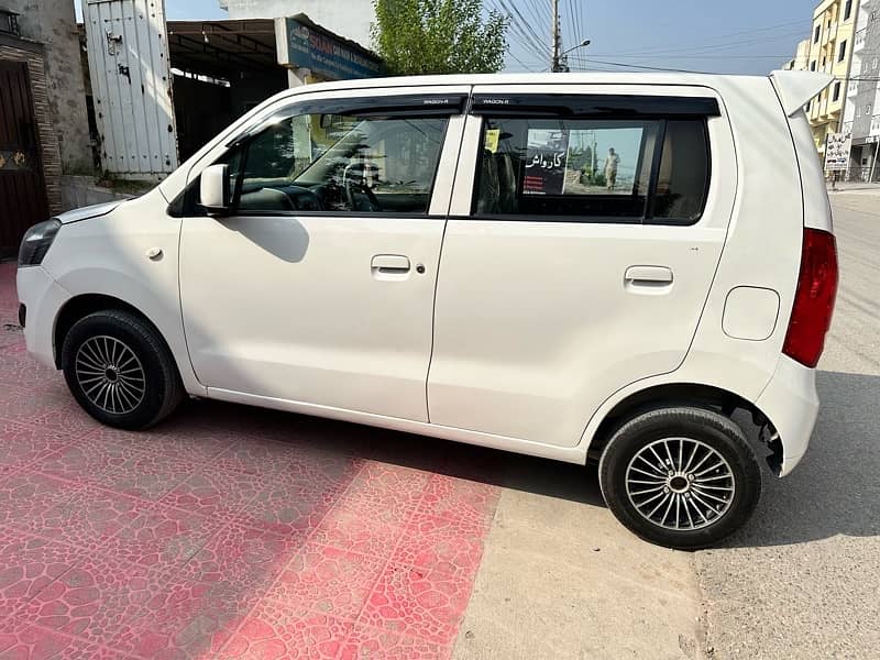 Suzuki Wagon R 2018 8