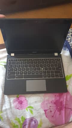 laptop chrome book c740 4/128 window