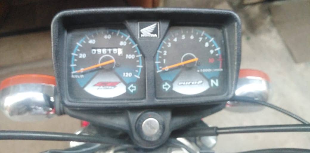 Honda CG 125 2023 (0339-----1250-----125) 4